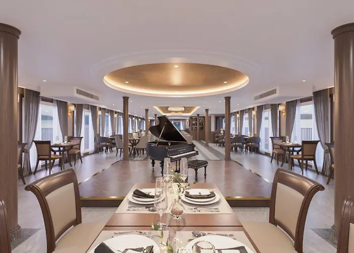 Paradise Legacy Cruise 5*