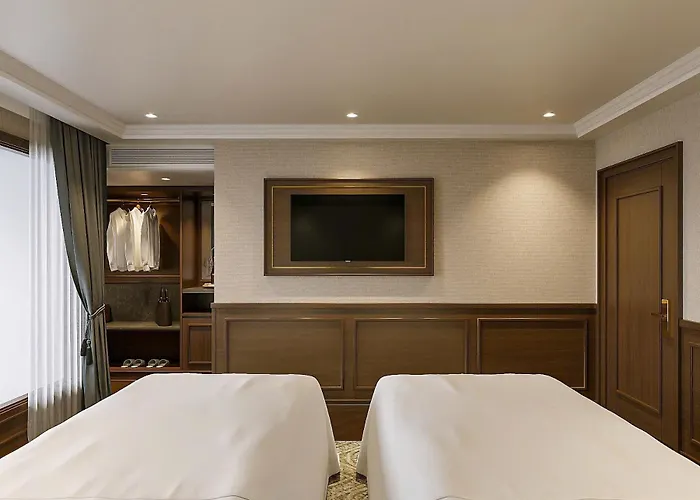 Paradise Legacy Cruise  5*