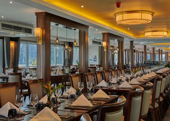 Paradise Legacy Cruise 5* Ha Long