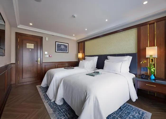  Paradise Legacy Cruise 5*