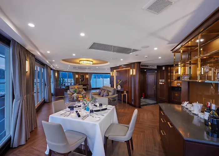 Paradise Legacy Cruise Ha Long
